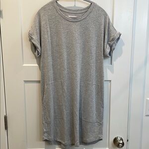 Lou & Grey T-Shirt Dress
